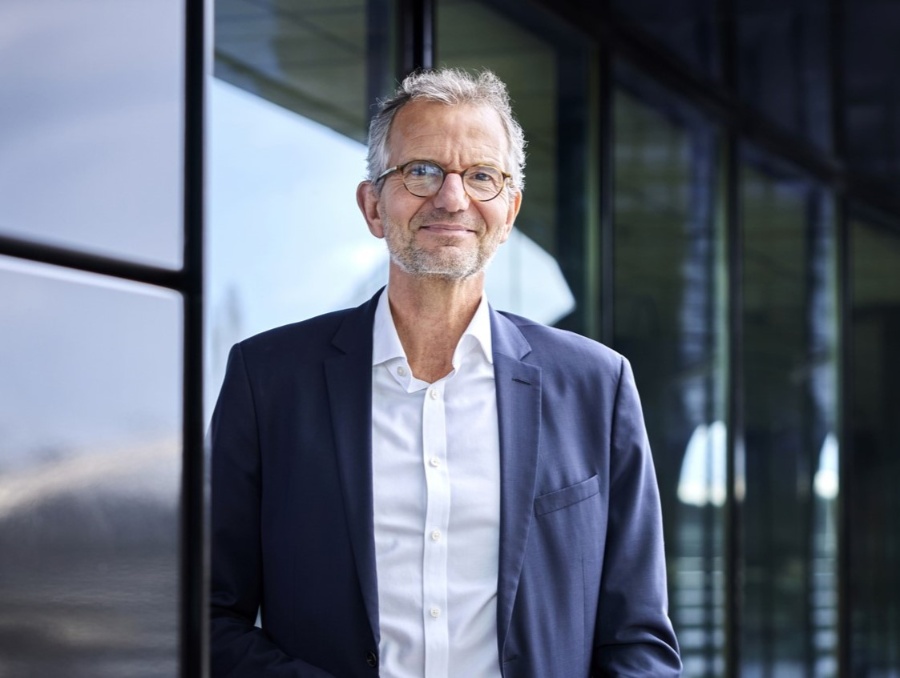 Jean-Pierre Kempeneers - Chief Corporate Affairs