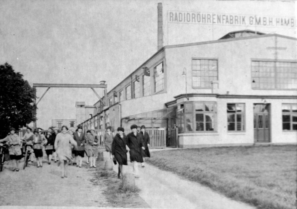 RRF GmbH formed in Hamburg, later renamed Valvo